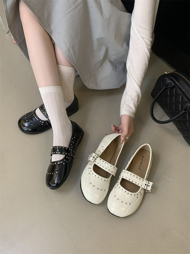2026-spring-french-style-rivet-flat-mary-jane-shoes-for-women-low-top-comfortable-commuter-shoes 2026 Spring French Style Rivet Flat Mary Jane Shoes for Women - Low Top Comfortable Commuter Shoes
