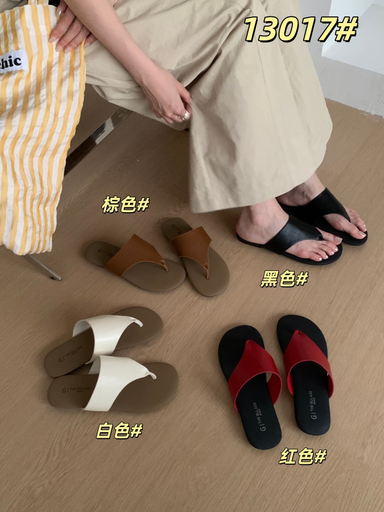 French Style Soft Sole Toe Separator Flip Flops Women Summer New Fashion Flat Beach Slippers