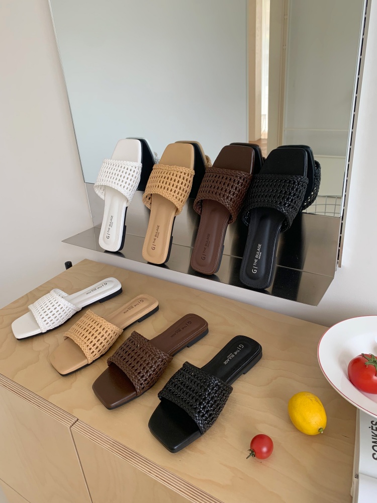soft-sole-french-flat-one-strap-womens-summer-slippers-2026-new-style-beach-vacation-sandals Soft Sole French Flat One-Strap Women's Summer Slippers 2026 New Style Beach Vacation Sandals