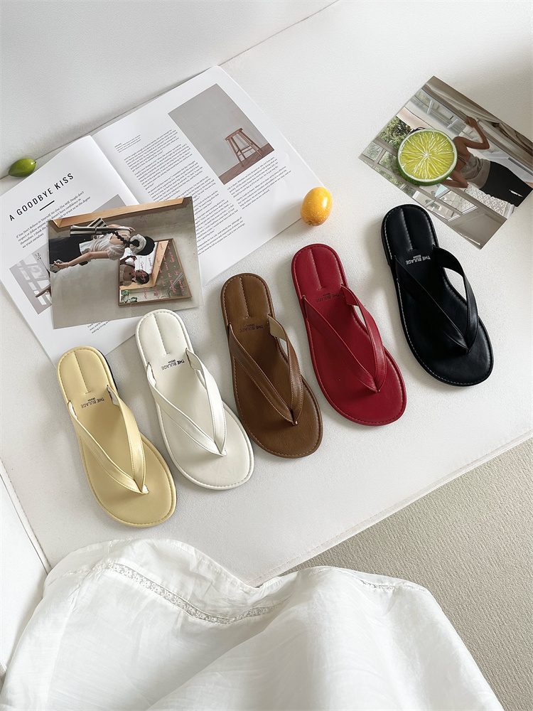 womens-casual-flat-toe-thong-slippers-2025-summer-outdoor-comfort-sandals Women's Casual Flat Toe Thong Slippers 2025 Summer Outdoor Comfort Sandals